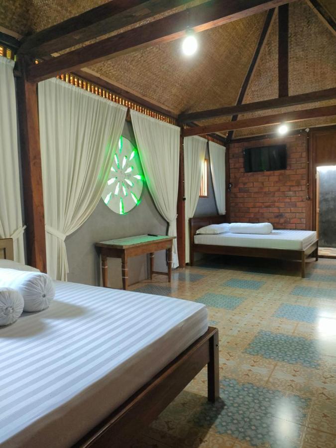 Legiyem Homestay Yogyakarta Exterior photo